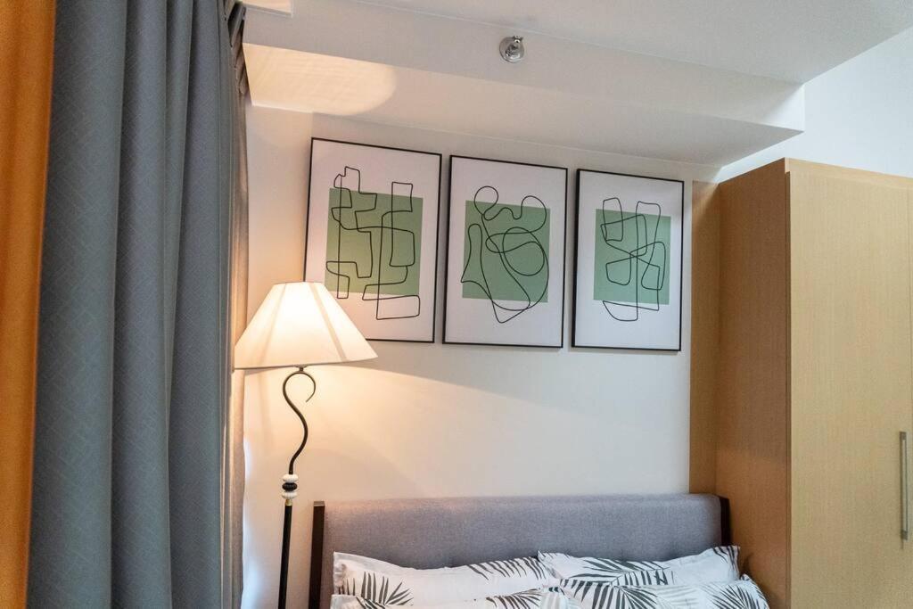 A2J Luxury 2Br Bgc Uptown Suite Near Uptown Mall Manila Luaran gambar